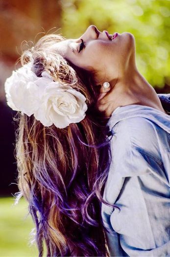  - Martina Stoessel