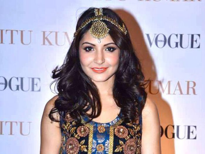 530043_499041130106743_1598717659_n - Anushka Sharma