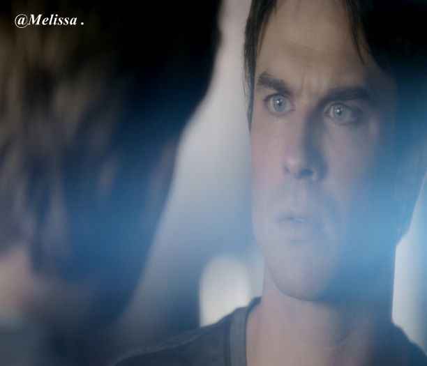 ♦Abia ce ti-am raspuns dar asa da :))! #te urmaresc cu privirea.Nu te stiam asa :(