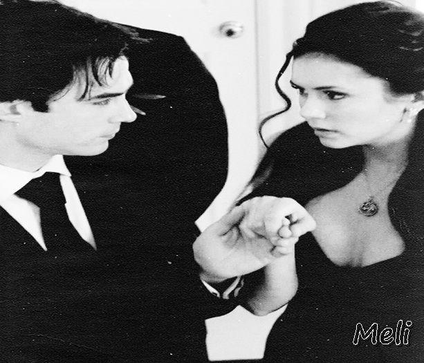 ♦  *iti ridic barbia cu doua degete si te fixez cu privirea*Nu e bine pentru tine asa,poate o,cl.; iei razna..
