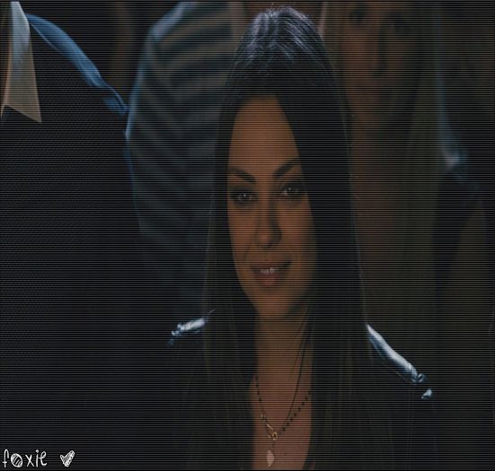 ♡❧`⇒.; -o prinde- Halesc grătărel, tu :p ? + Poate, s-or fi făcut oameni de peșteră ;) =)))).