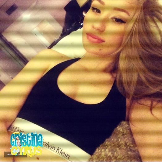 ♡ cσνєη ♡ bă, tu n-auzi ??? am zis că treci pă numele meu :w #evanghelie