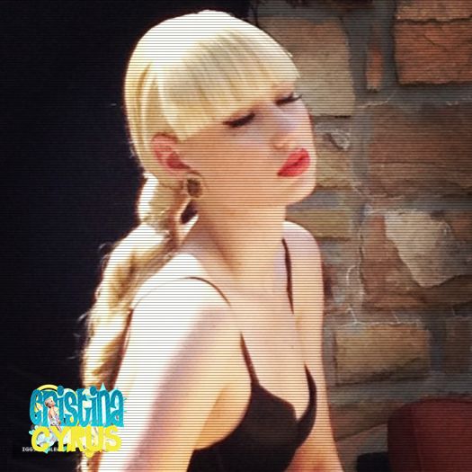 ♡ cσνєη ♡ calmează-te că pușcă vena. numele meu clar #evanghelie