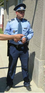 Cee....vrree.iii...deee...lllaaaa...nnnoooiiii? Cee....vrree.iii...deee...lllaaaa...nnnoooiiii?