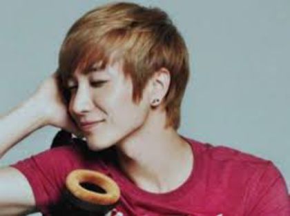  - Lee Teuk