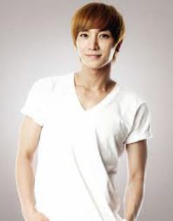  - Lee Teuk