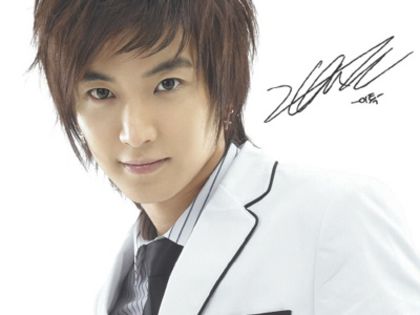  - Lee Teuk