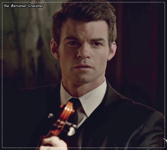 click Domnule Fane, nu reprezentati nimic! Muzica mea e vie, cochetez cu ea de mic!; N-aveam nici 4 ani si am descoperit vioara! =))))))))
