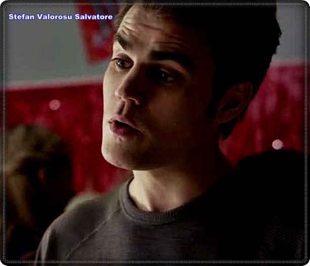 *canta,click* Ca sa te asculte lumea, se ducea la ateneu. Pe mine m-asculta pe CD-uri din BMW u; Nu esti de efect la vioara cand dai tonul, astazi lumea sare-n aer cand aude acordeonul
