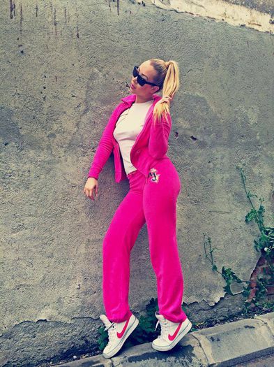 10330497_10152204927659001_1694303812468196672_n