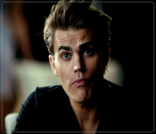 CL . As canta eu la nunta mea, da se zice ca e de rau daca tu canti la propria nunta asa ca..; imi invit lautari adevarati ba, Salam, Minune, Copilu de Aur, nu tu par;litule . =)) #ilie
