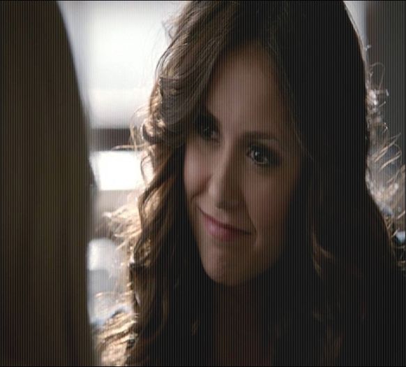 ♡❧`⇒.; -se duce și-l ia în brațe de la spate- Iubițelu meu ;X =)))) #Ilie.