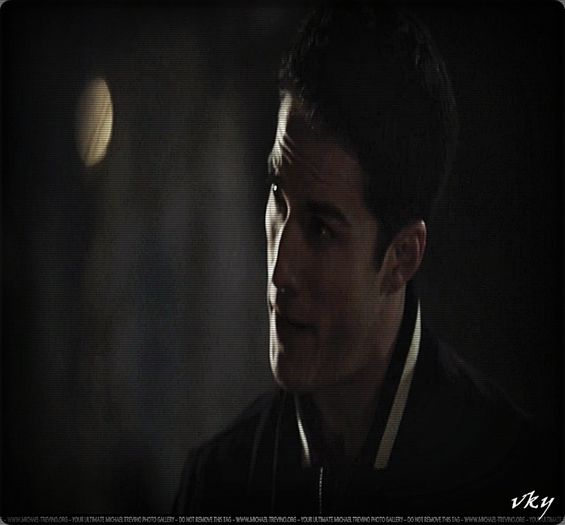 #► |se uita in pantaloni| Bahh nu e din haur... Dar e bine lucrata la sala...[cl]; Trage numai in fiare, pardon, de fiare=)))))))))))))))#steff
