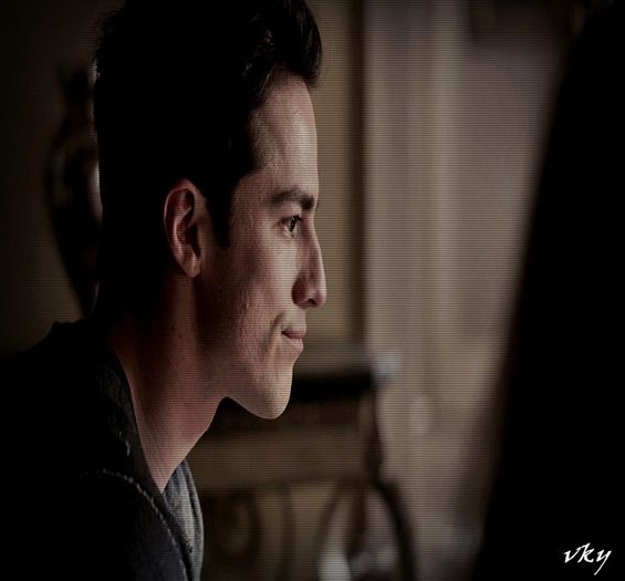 #► |ridica privirea din carte si se uita la ea| Ti`am raspuns si mai dereme, dar ca [cl] - here - episode 29 - done