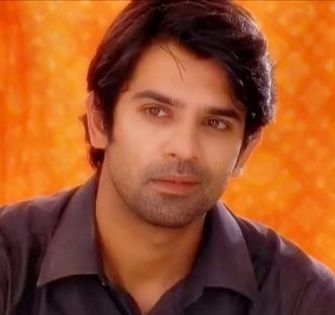 97 - Barun Sobti aka Arnav Singh Raizada-ASR