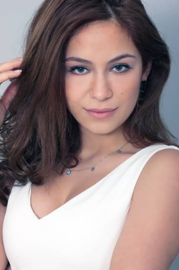 Buse Arslan-Beril