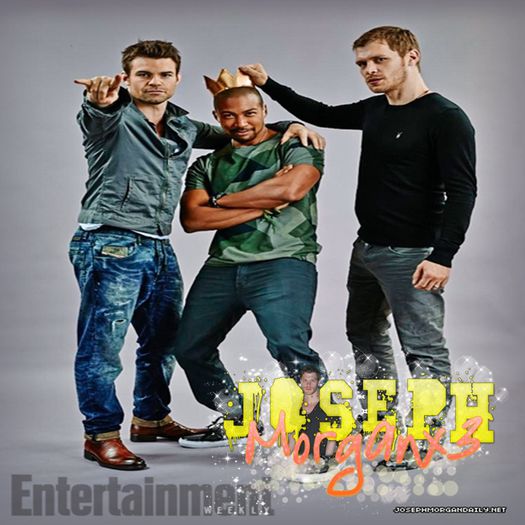 Set #3 (Entertainment Weekly at Comic-Con) - x-- His appearances are perfect - Elegant with a smile on his lips