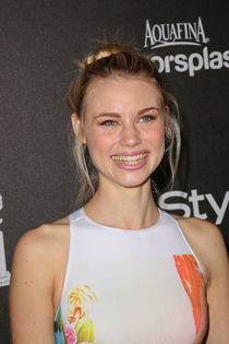 Lucy Fry-AES-115264