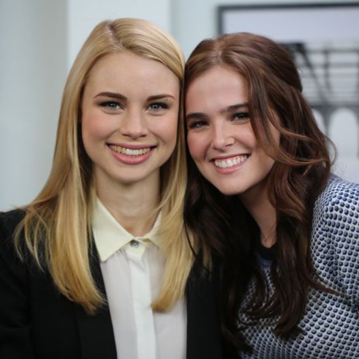 Zoey-Deutch-Lucy-Fry-Vampire-Academy-Interview