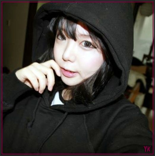 - Si cand mai mergem? :( #Mh. Fal fal. Pa draguta. ;;) #T. Si restul. [pleaca]