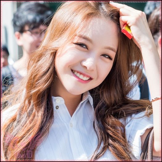 M|. De ce-mi  zici 'prințesă' ? ;;) :)) - l _ Park 02 _ l