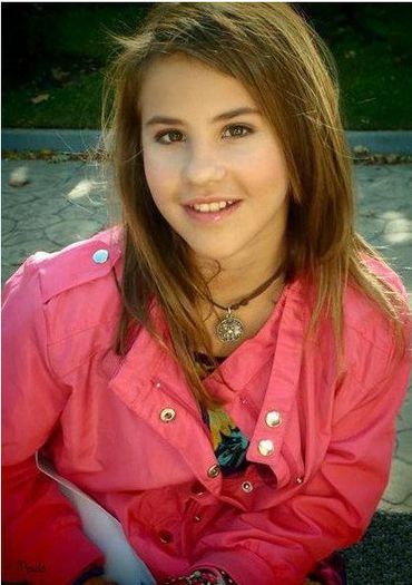 Lucia Gil-Lena