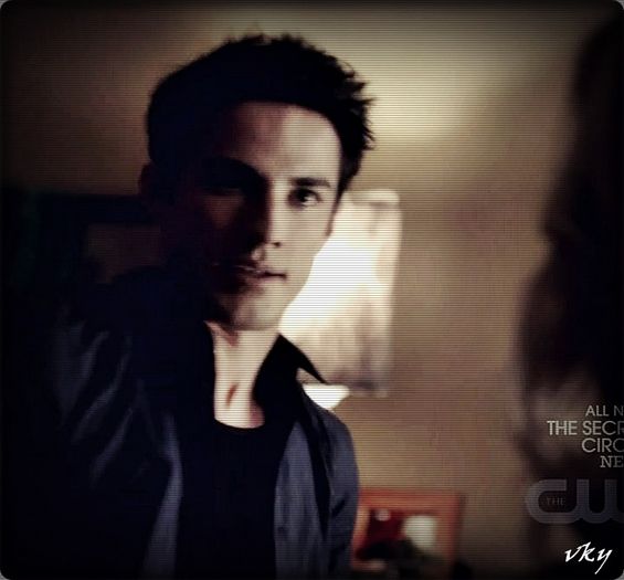 #► Ouch ; < Nu ma cotonogi si pe mine...#elena=)))))