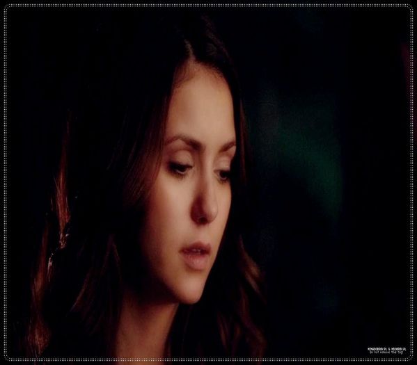 》 *ofteaza si se uita in gol* - zz - Ravenswood city