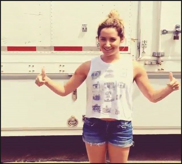 ♛ Ashley Tisdale ♛ - zVedete la apa-IceBucketChallenge