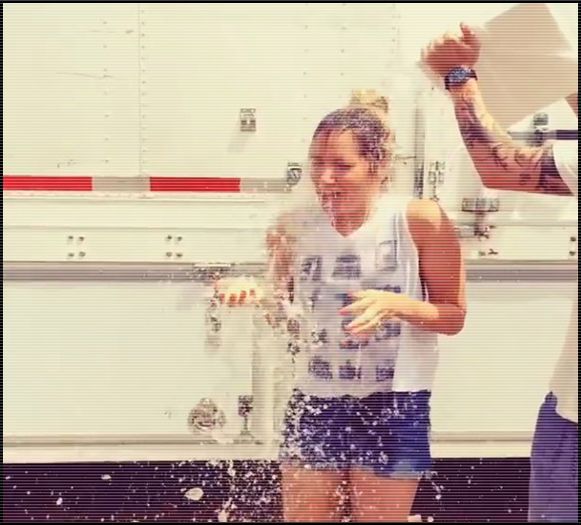 ♛ Ashley Tisdale ♛ - zVedete la apa-IceBucketChallenge