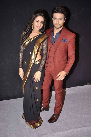 10455868_716422005091486_8670971943430576771_n - 0-La multi ani Asha Negi 23 AUGUST 2014