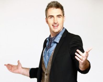 *incearca sa bata cuba cu tyler insa nu poate, ii trece mana prin el* click - here - episode 30 - done