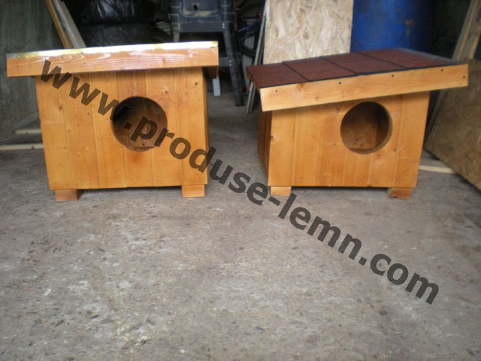 cusca cotet din lemn pentru pisica izolat (2)
