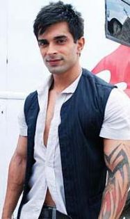 Karan Singh Grover- Dr. Armaan Mallik