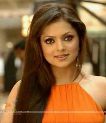 Drashti Dhami- Dr. Muskaan Chadda - 25- Actori Intalnirea inimilor