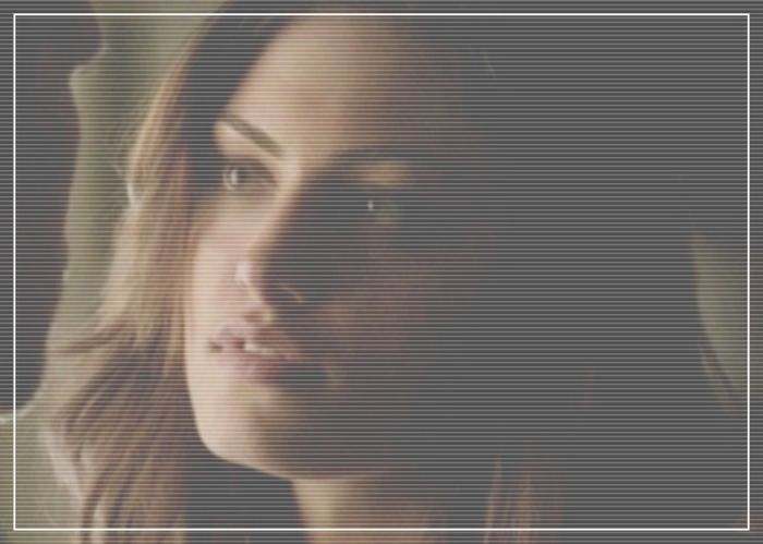 A:Justin daca tu nu vrei, nu se va intampla nimic; J:Cum sa nu vreau? esti cea mai atragatoare femeie pe care o stiu.Max e un fraier pentru ca nu stie sa te pretuiasca
