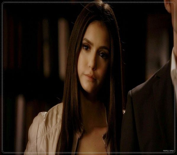 》Mda..nimeni *se joaca cu o perna*