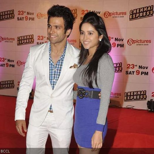  - 32- Rithvik Dhanjani and Asha Negi