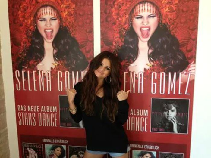 ziua 96 - 100 days with Selena Gomez