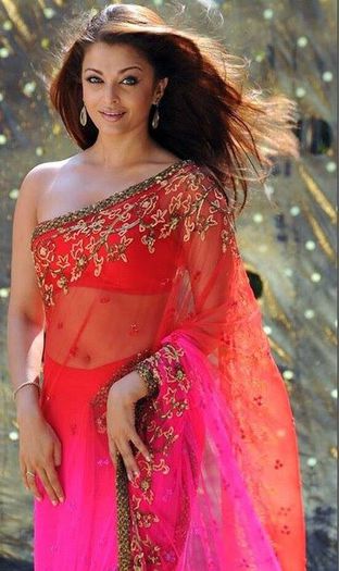 Aishwarya Rai - 64- Actrite celebre imbracate in saree