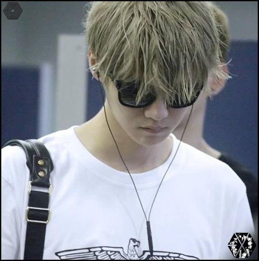 140729luhanbeijingtogimpoairport3207