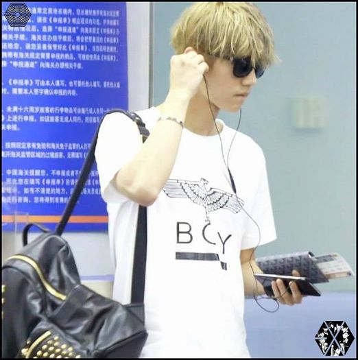 140729luhanbeijingtogimpoairport4263 - exo - 140729 Luhan b- Beijing to Gimpo airport