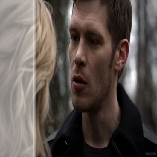 █ ▄→ -o prinde de mâini şi o lipeşte de perete- te rog, calmează-te..