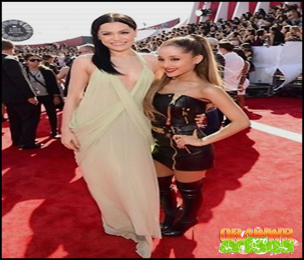 Ariana and Jessie J at the VMA s - 2O14