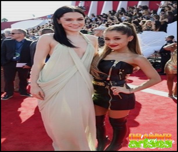 Ariana and Jessie J at the VMA s - 2O14