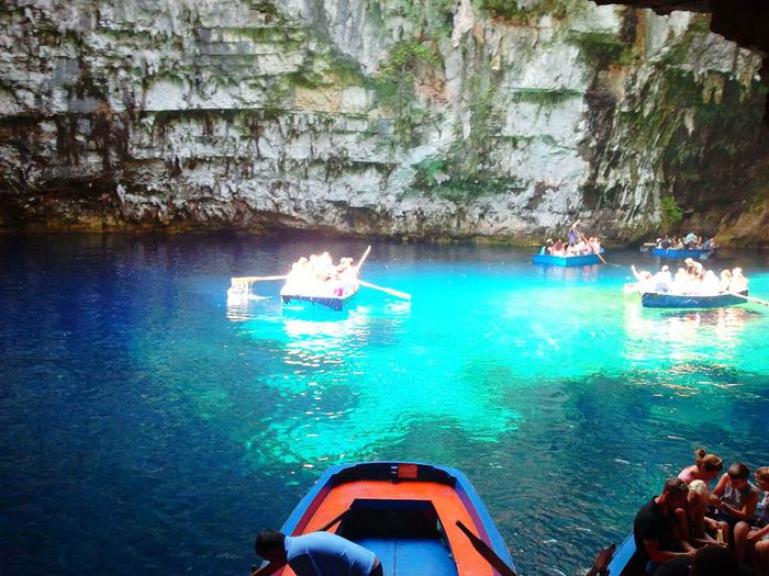 MELISSANI LAKE (4)