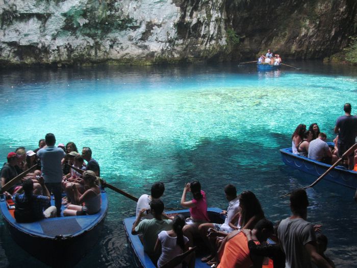 MELISSANI LAKE (18)