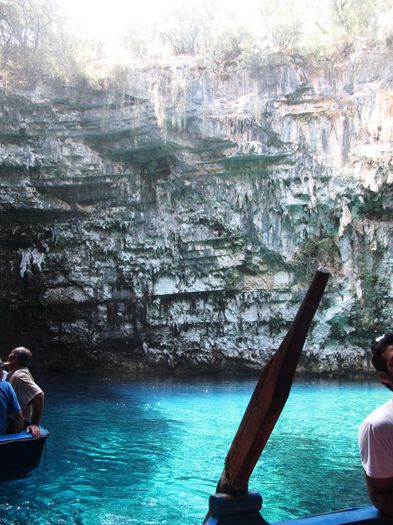MELISSANI LAKE (30)
