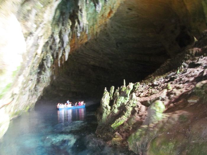 MELISSANI LAKE (40)