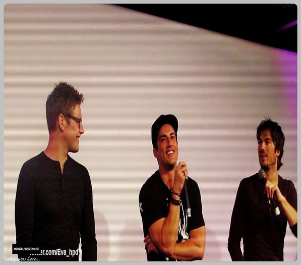 #► Ti`l indrept imediat... Si ce urat a sunat asta... [cl]; |pune #damoncartonatu pe masa;;ia masina de calcat si se pune sa`l calce|=)))))
